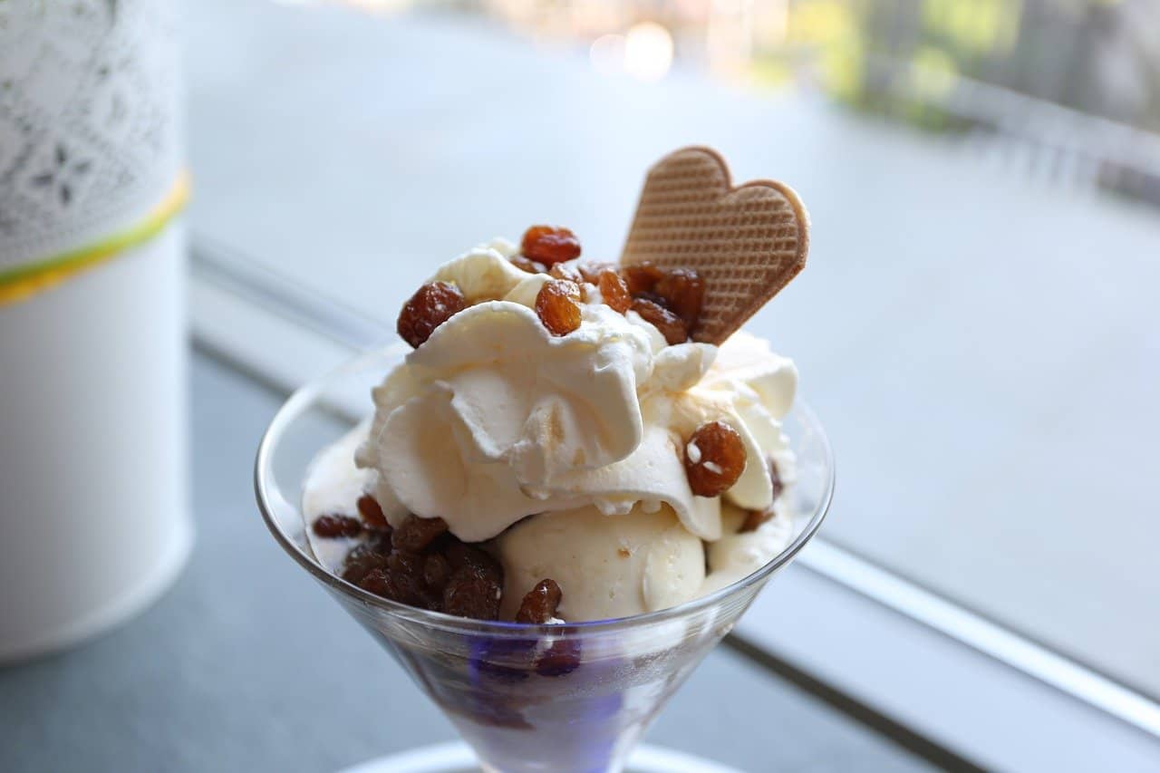 helado en una copa